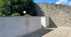 Novší 6 izb. RD Líščie údolie, 3x kúpeľňa, 2x kuchyňa, 4x parking