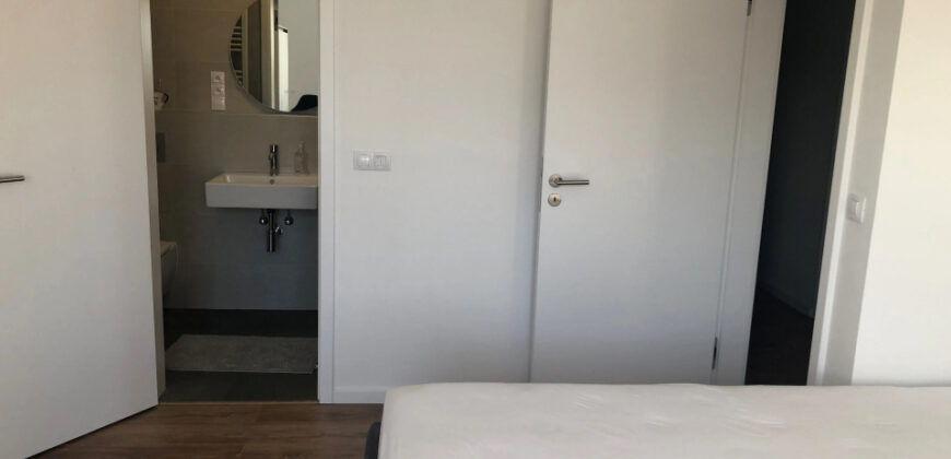 PRIESTRANNÝ 4-IZBOVÝ BYT BORY, UL. MATEJA ENCINGERA S LOGGIOU A PARKOVANÍM