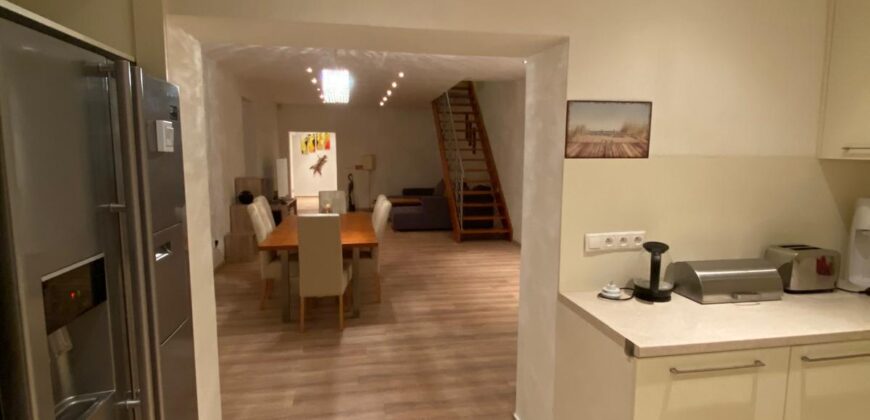 LUXUSNÝ 4-IZBOVÝ MEZONET PALACKÉHO UL., STARÉ MESTO, AŽ 200 m² – PRIESTOR AKO V RODINNOM DOME S 2 TERASAMI A GARÁŽOU